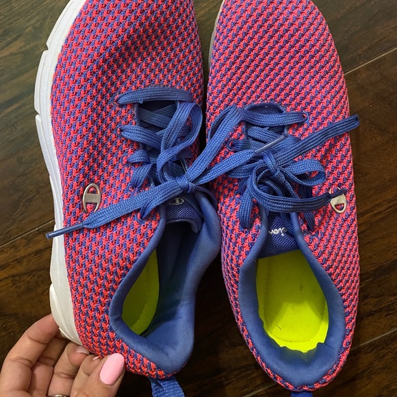 champion tennis shoes